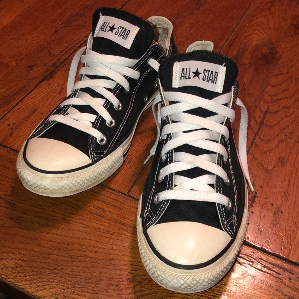 Classic Black Converse Size 8 Men Women 10